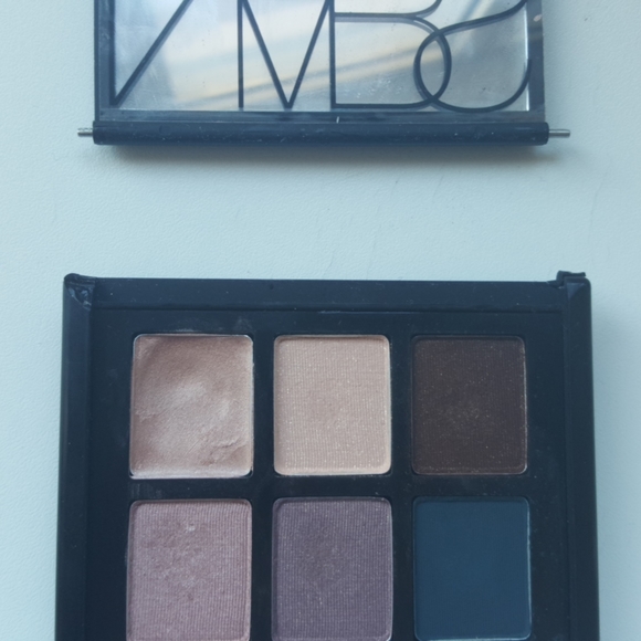 NARS Eye Pallette - Picture 4 of 4
